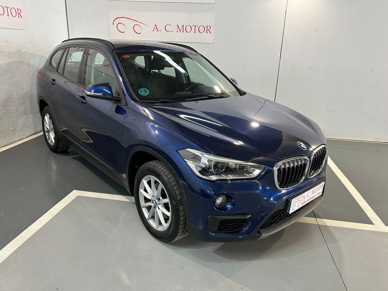 Foto BMW X1 4