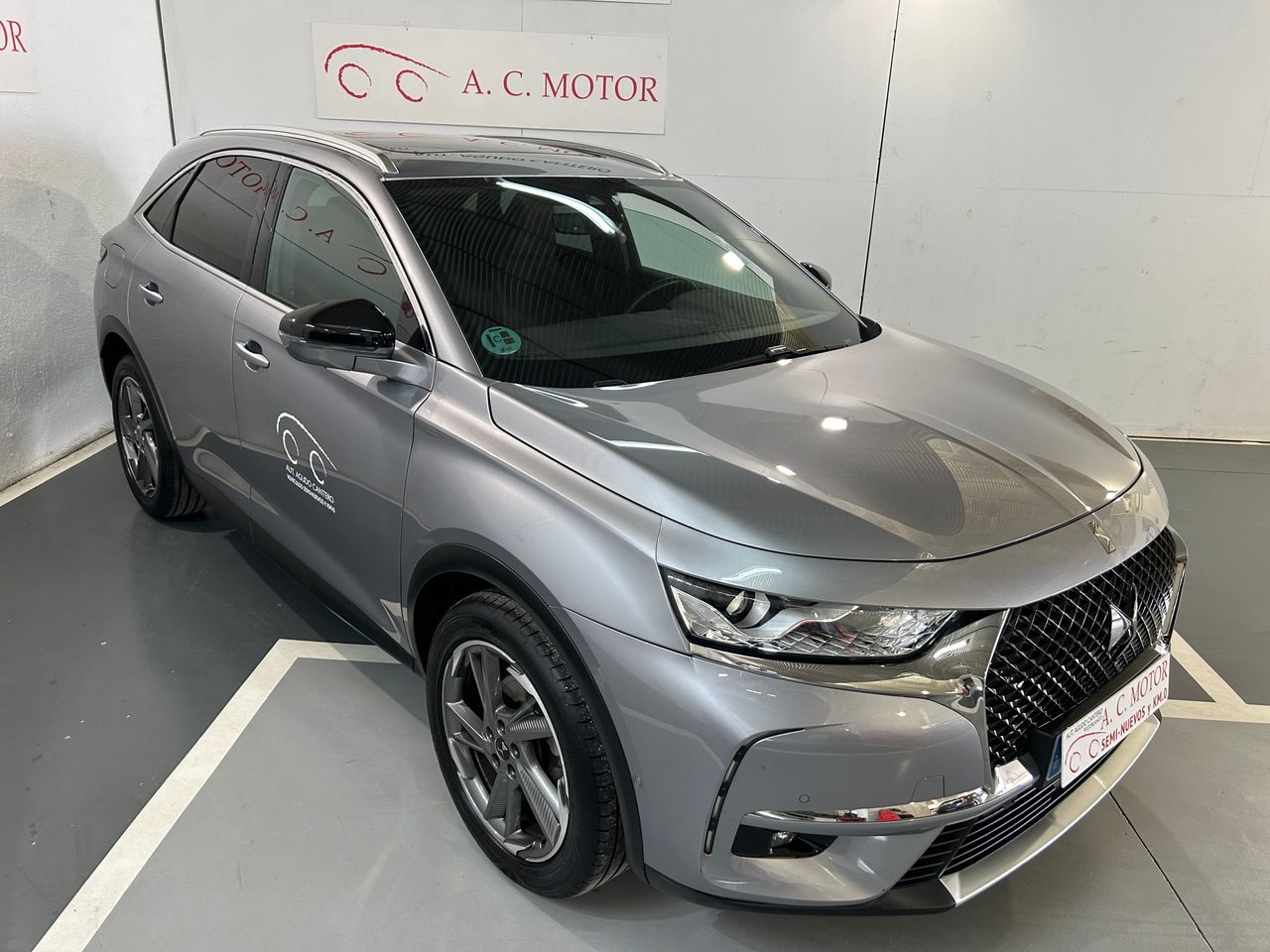 Foto DS Automobiles DS 7 Crossback 9