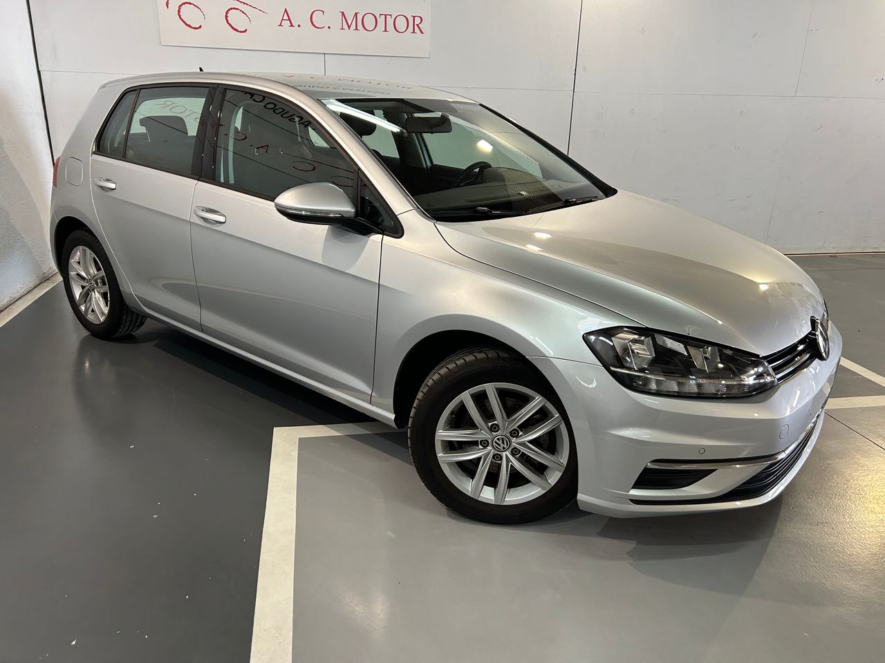 Foto Volkswagen Golf 14