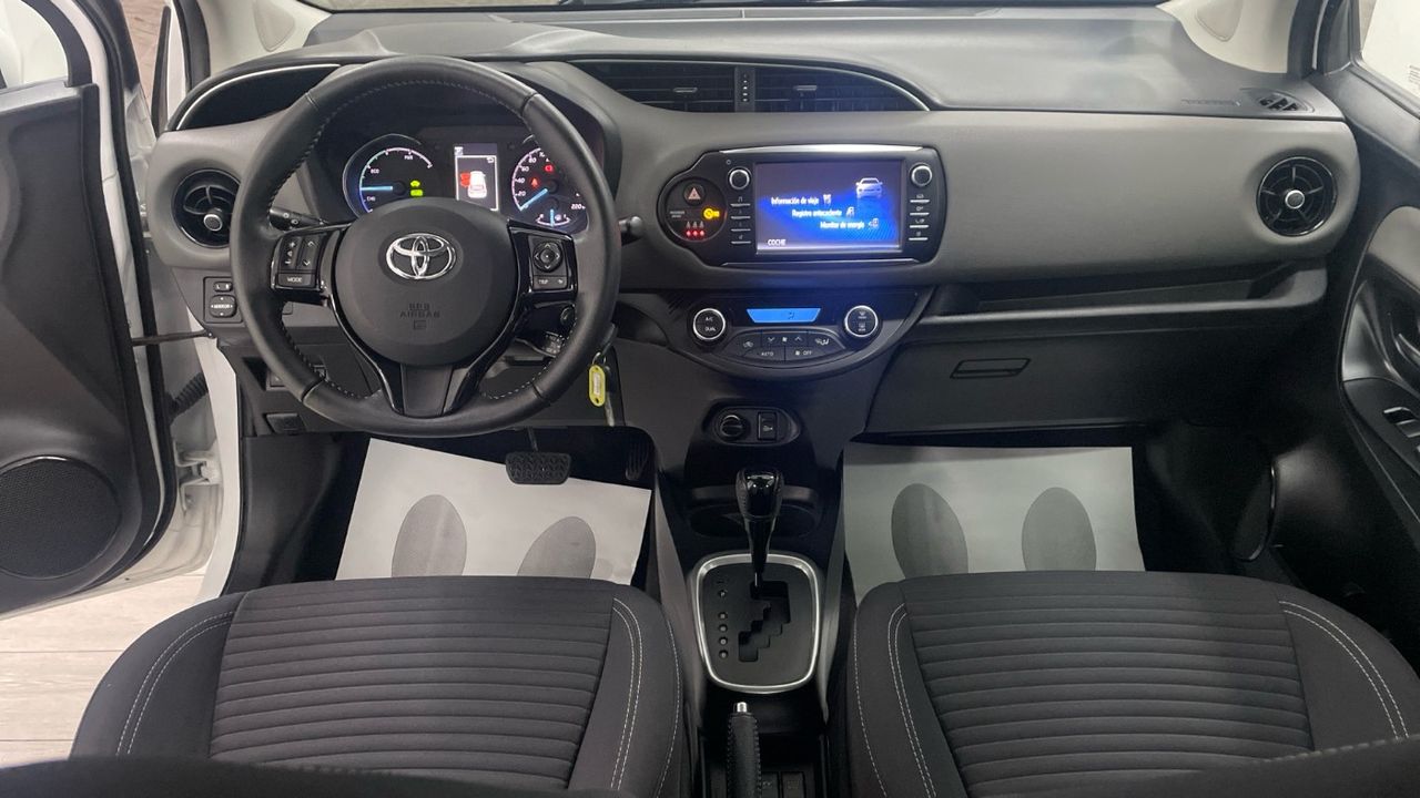 Foto Toyota Yaris 20