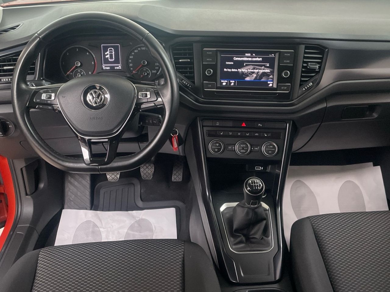 Foto Volkswagen T-Roc 17