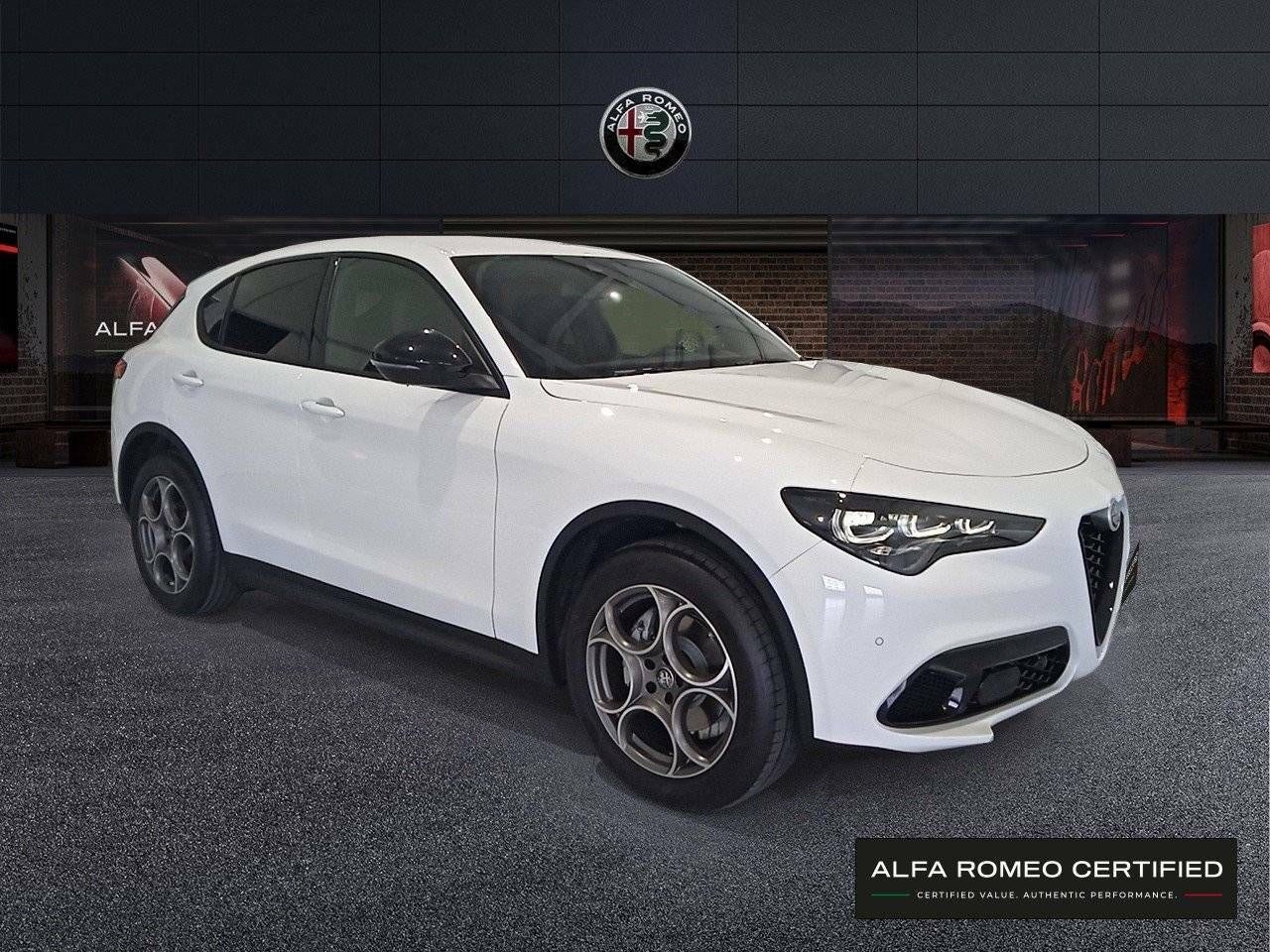 Foto Alfa Romeo Stelvio 3