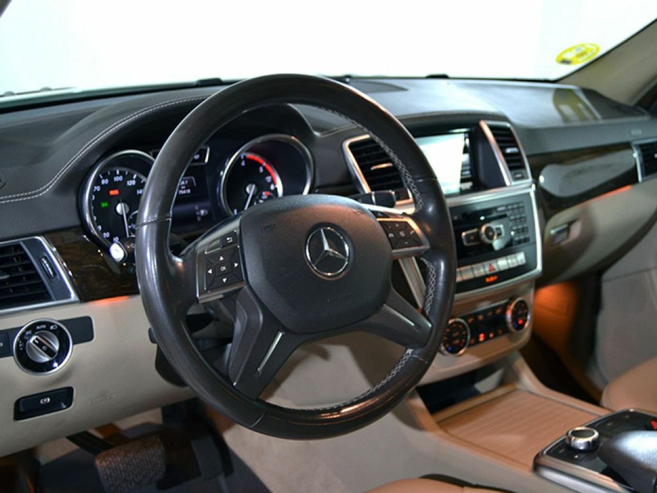Foto Mercedes-Benz Clase GL 14