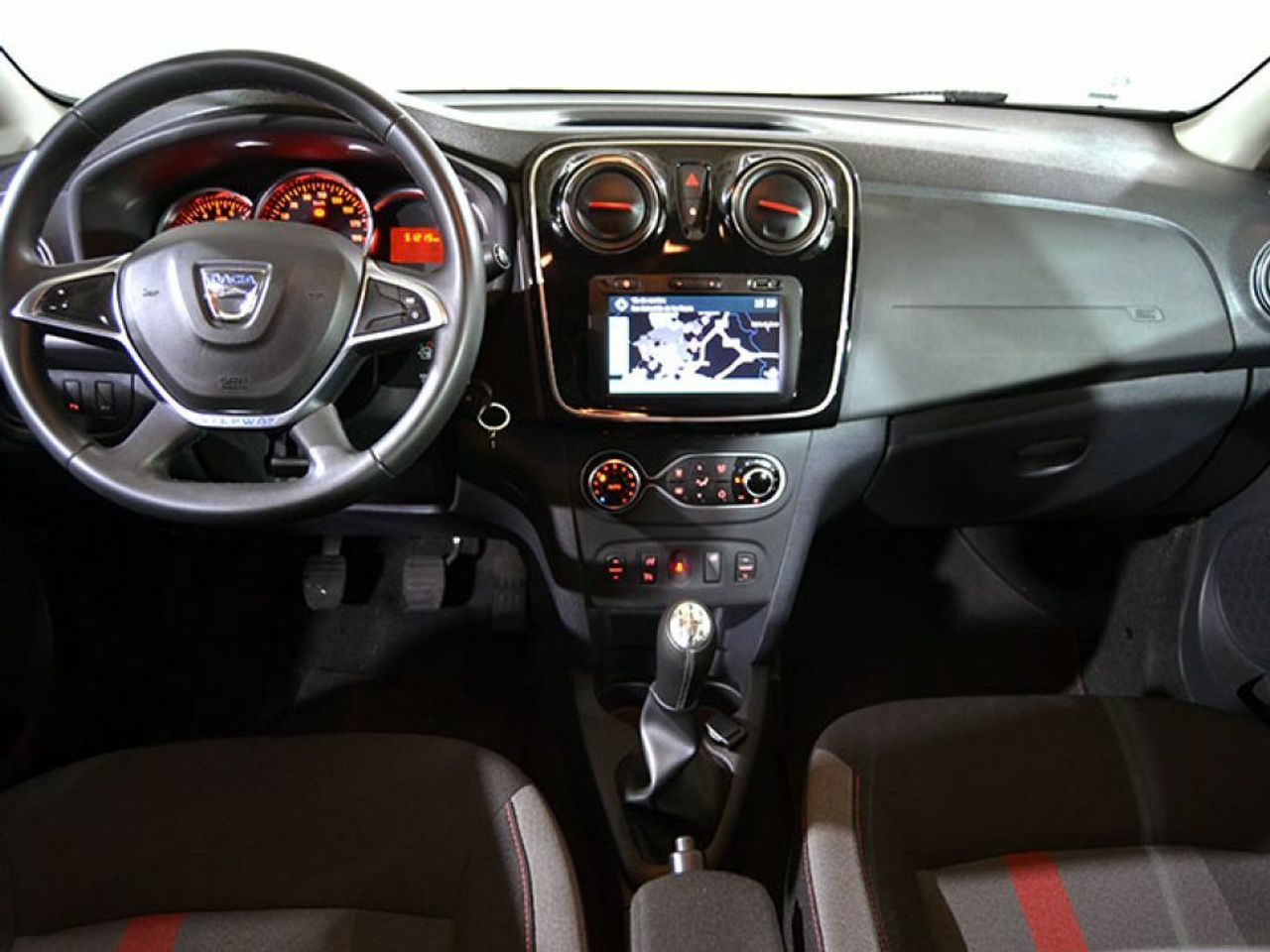 Foto Dacia Sandero 14