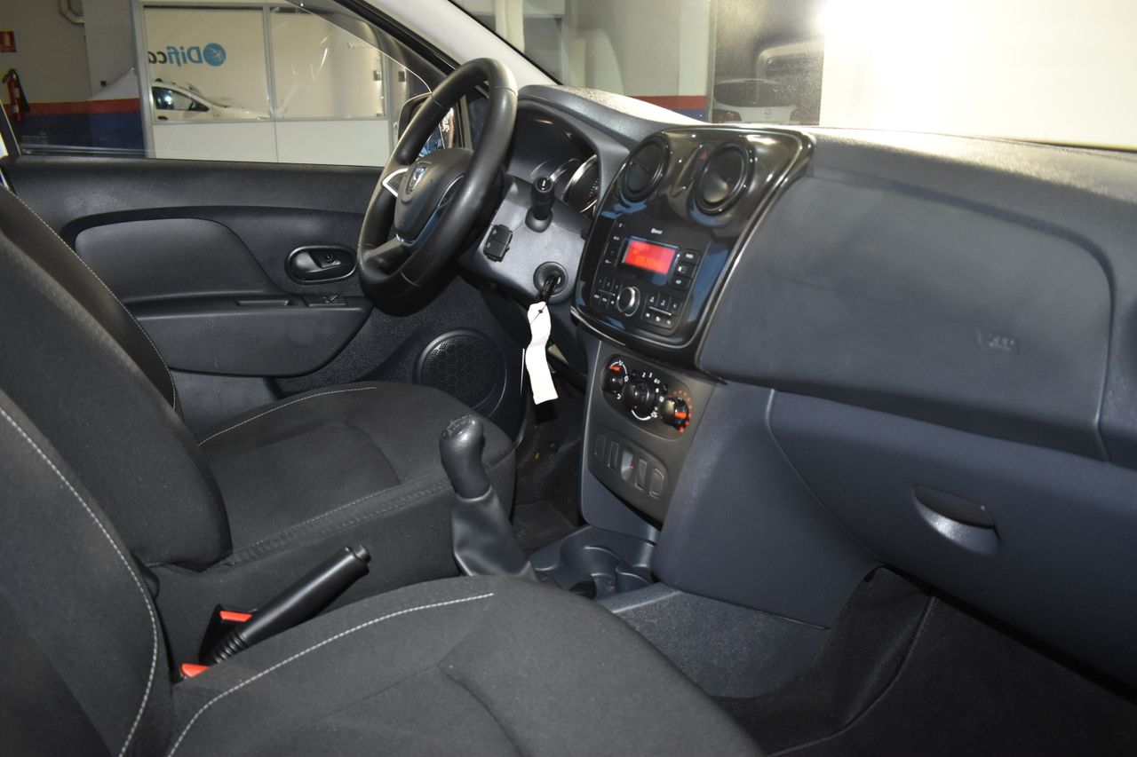 Foto Dacia Sandero 6