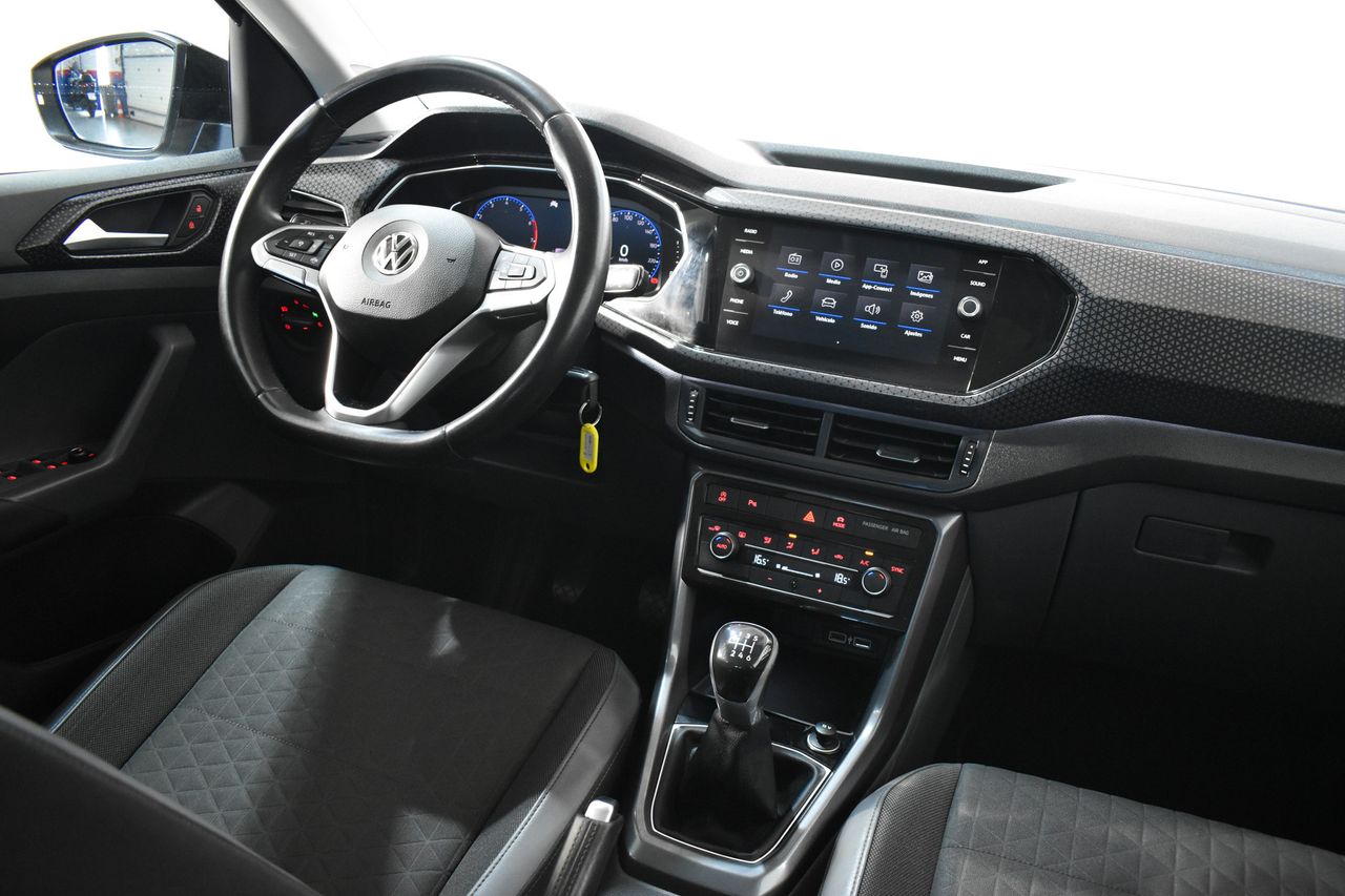 Foto Volkswagen T-Cross 10