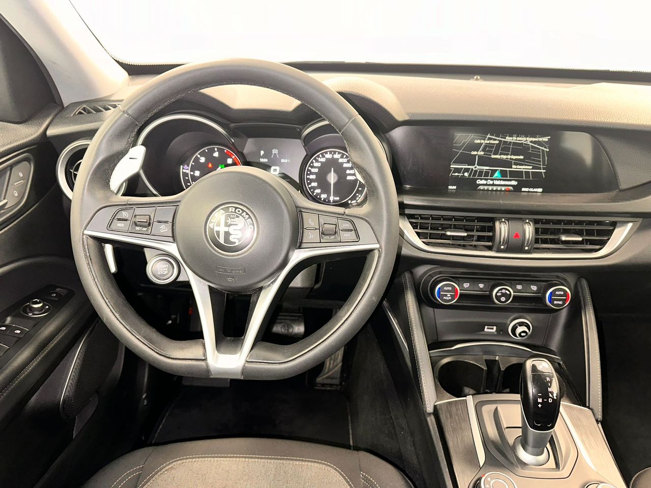 Foto Alfa Romeo Stelvio 37