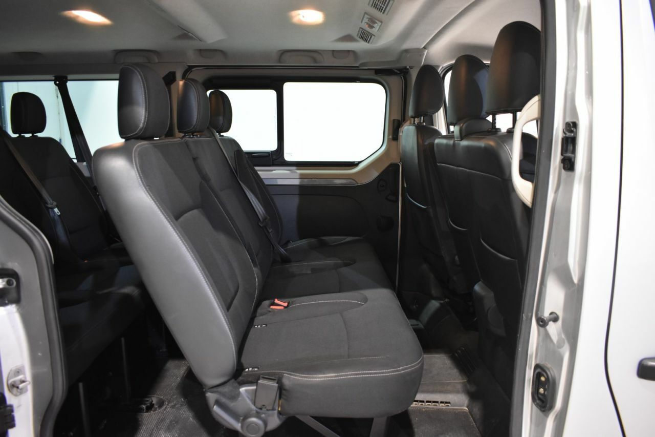 Foto Renault Trafic 12