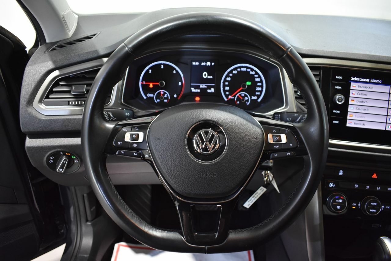 Foto Volkswagen T-Roc 27