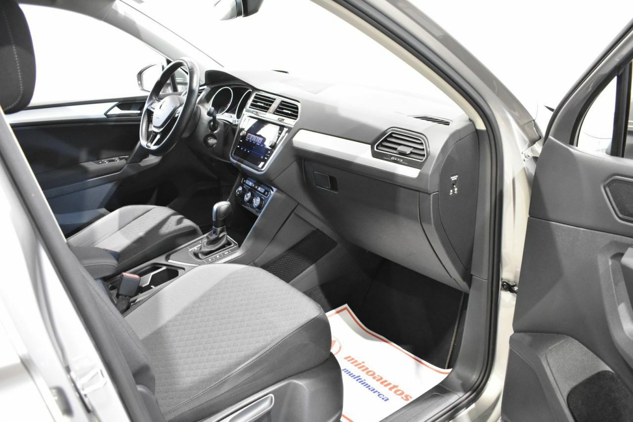 Foto Volkswagen Tiguan 17