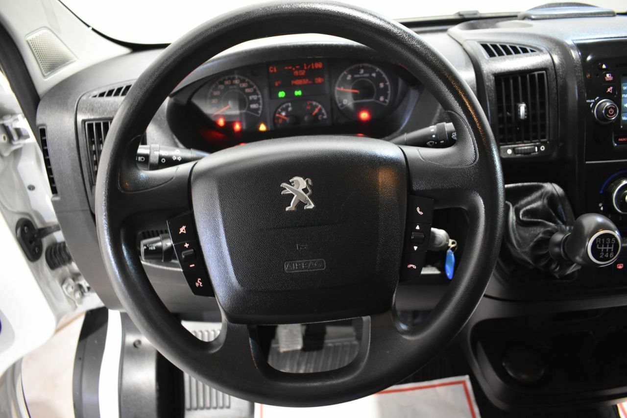 Foto Peugeot Boxer 11