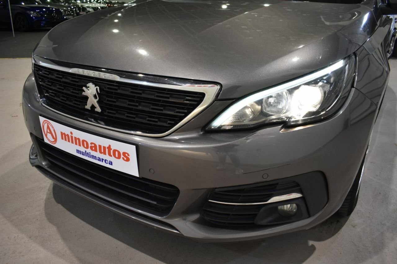 Foto Peugeot 308 SW 36