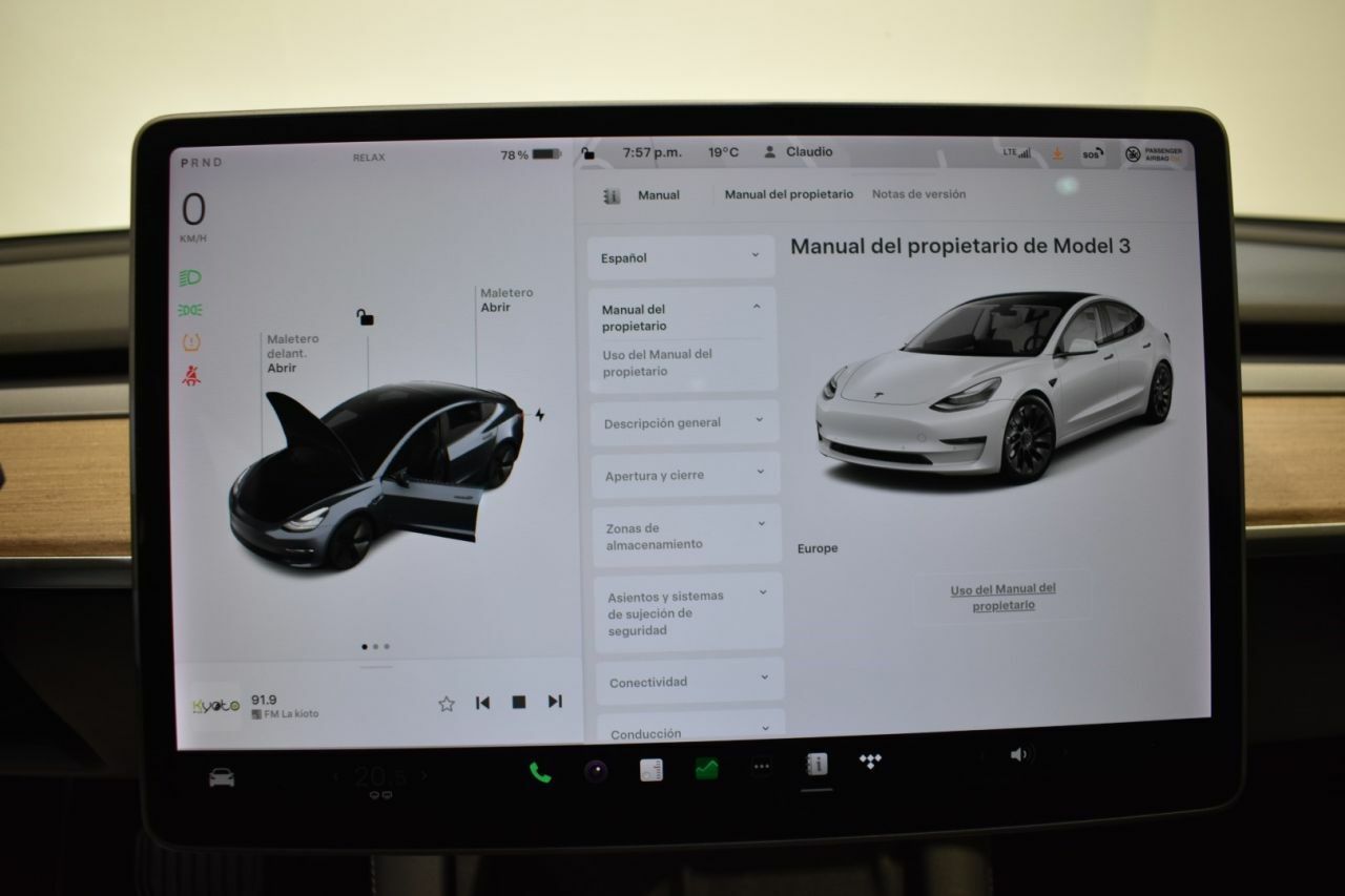 Foto Tesla Model 3 45