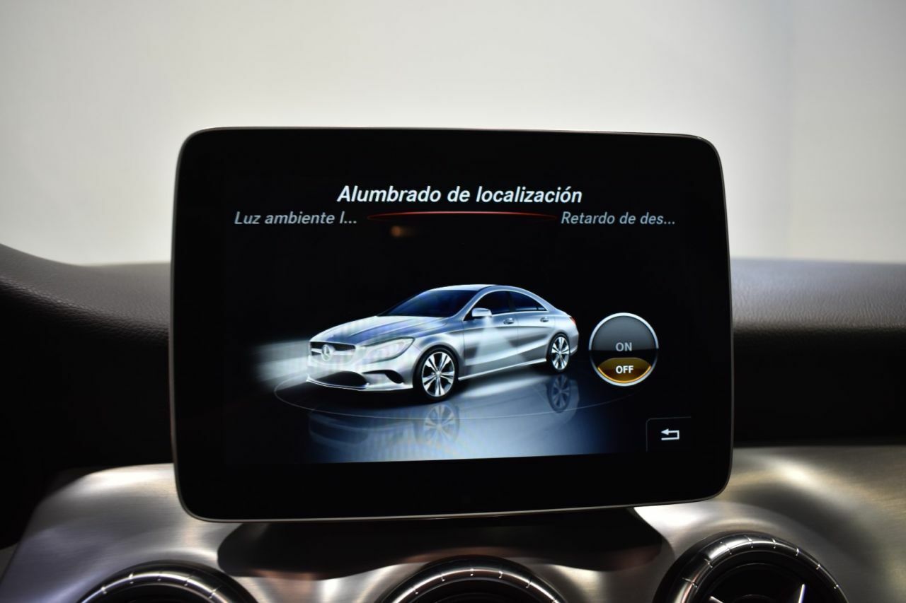 Foto Mercedes-Benz Clase CLA 33