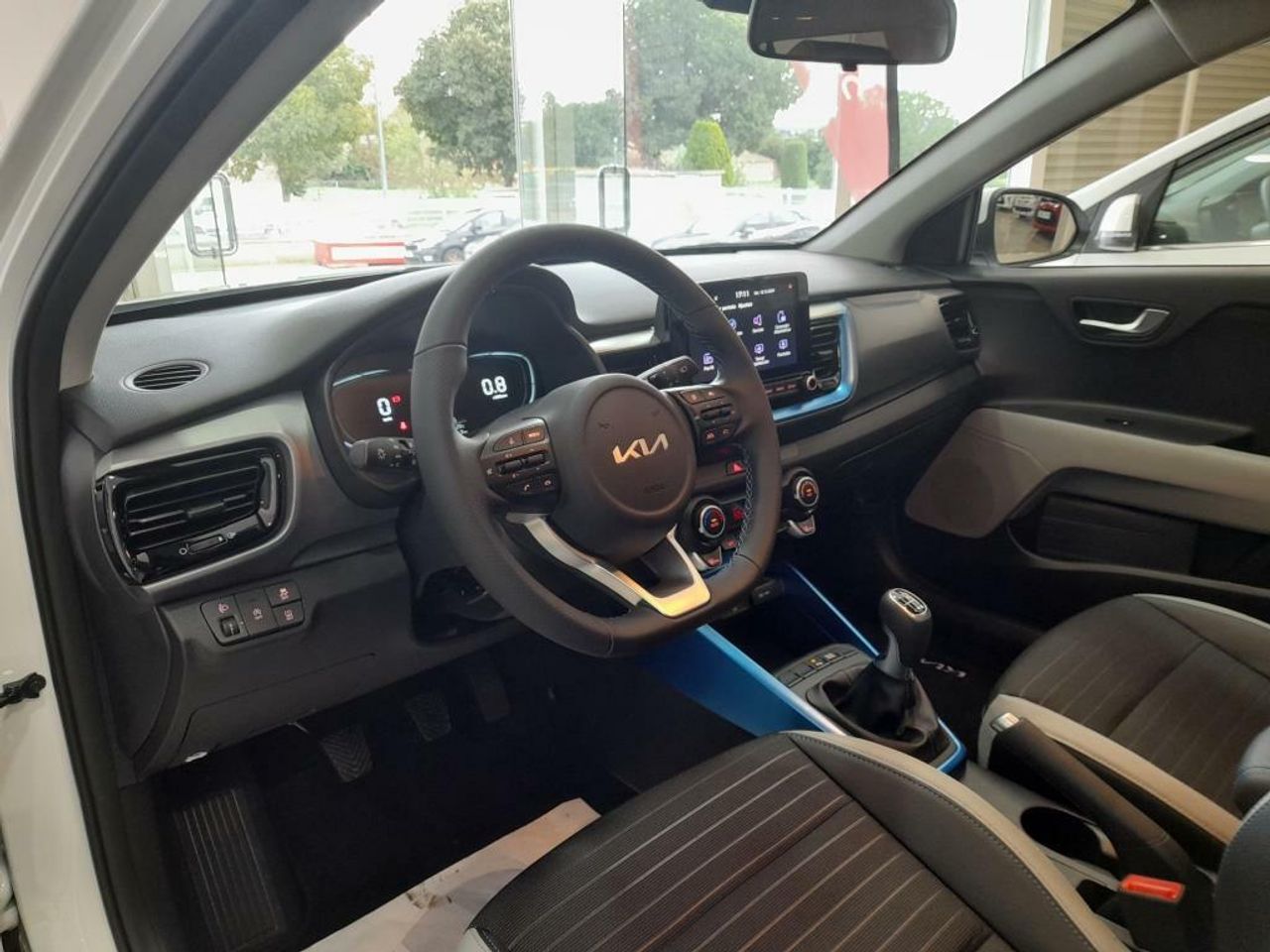 Foto Kia Stonic 23