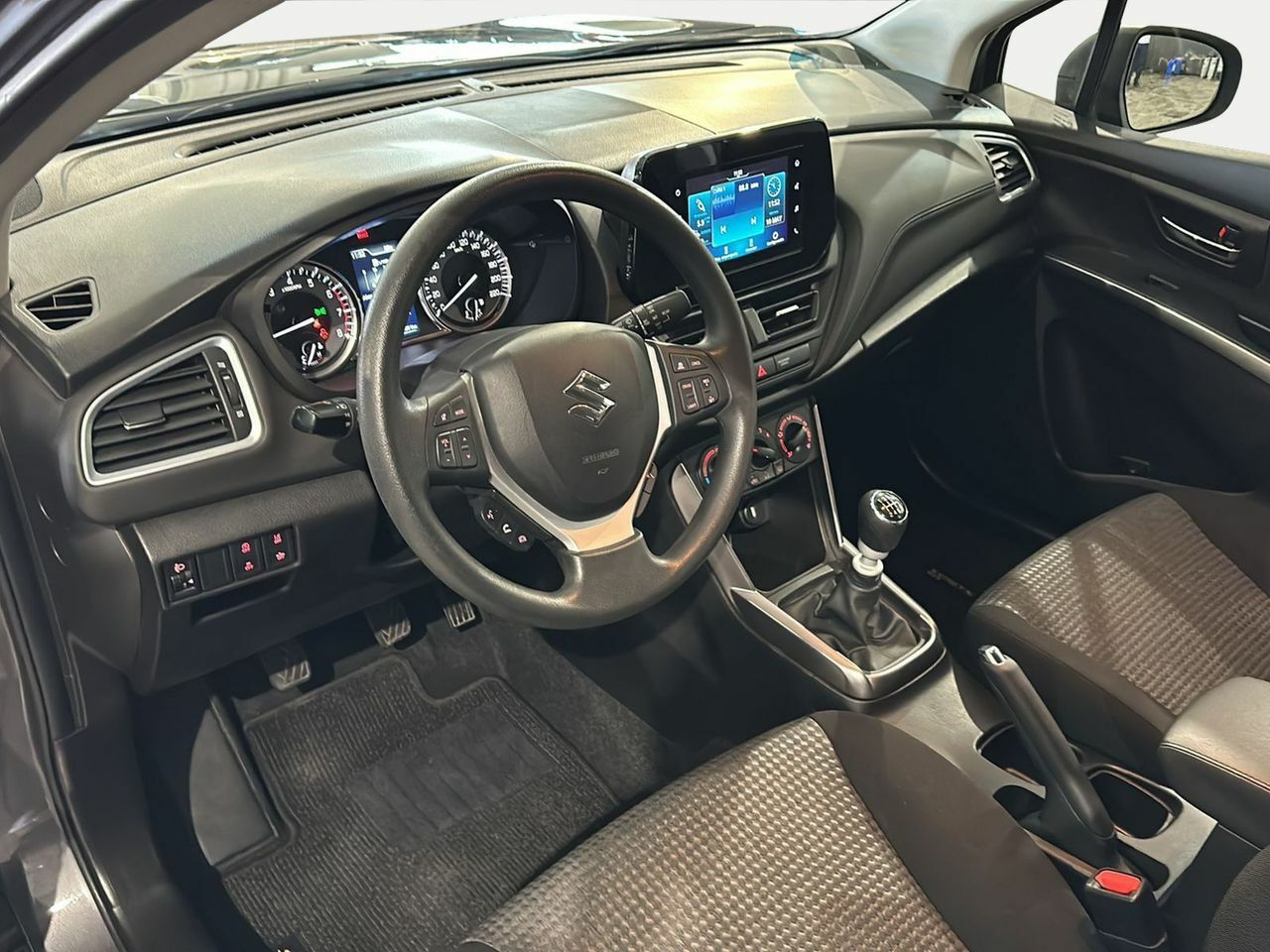 Foto Suzuki S-Cross 7