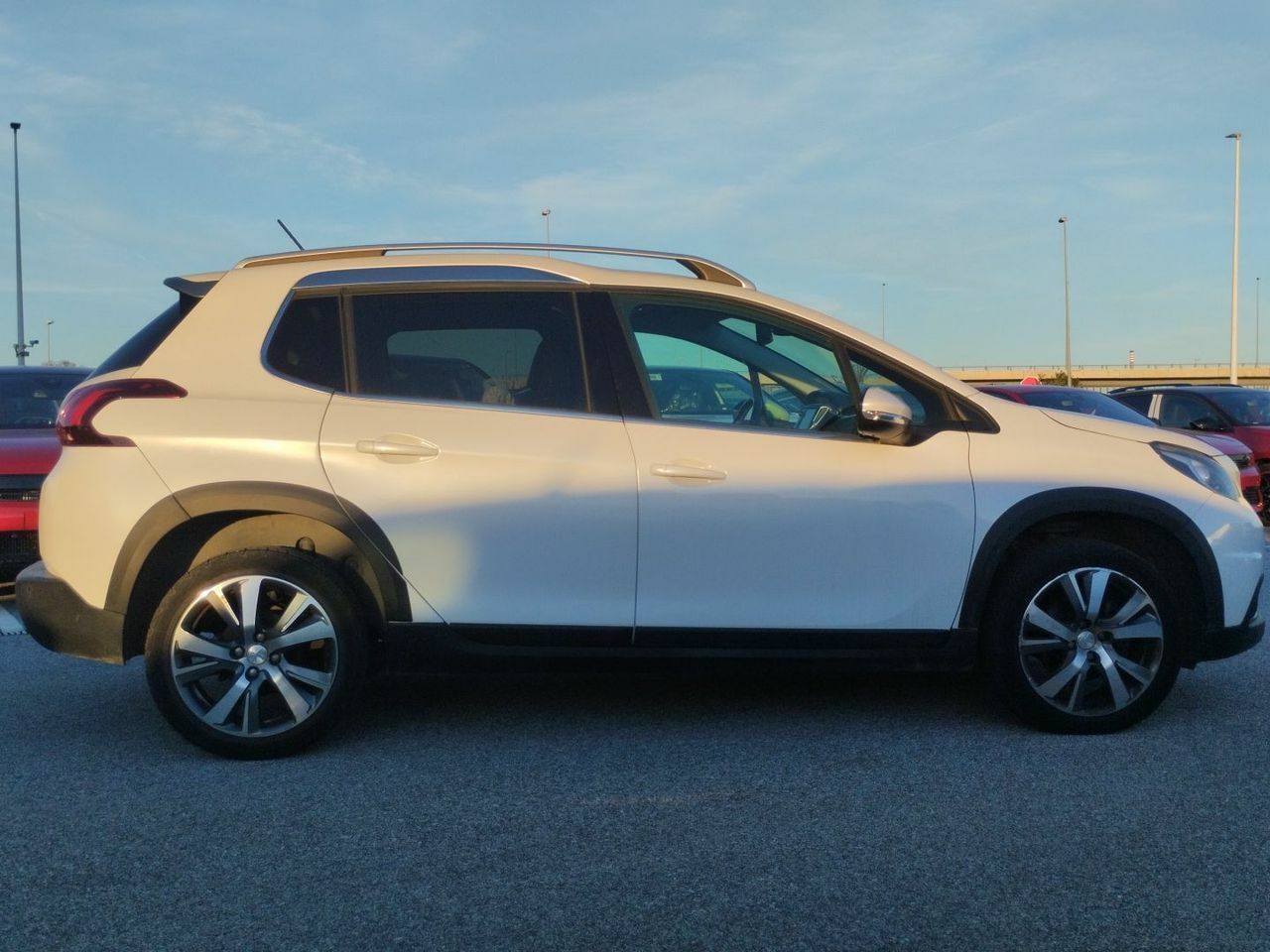 Foto Peugeot 2008 4