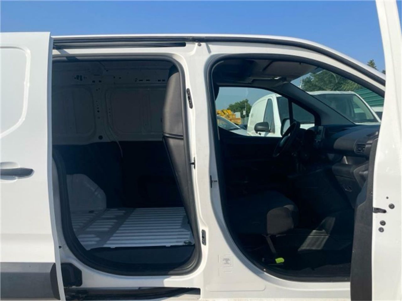 Foto Citroën Berlingo 24