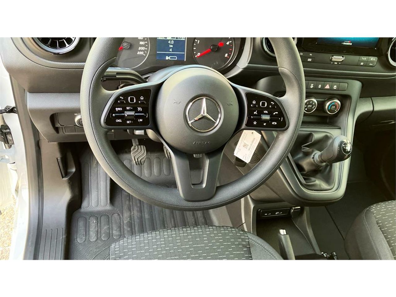 Foto Mercedes-Benz Citan 8