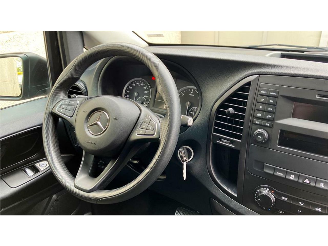 Foto Mercedes-Benz Vito 10