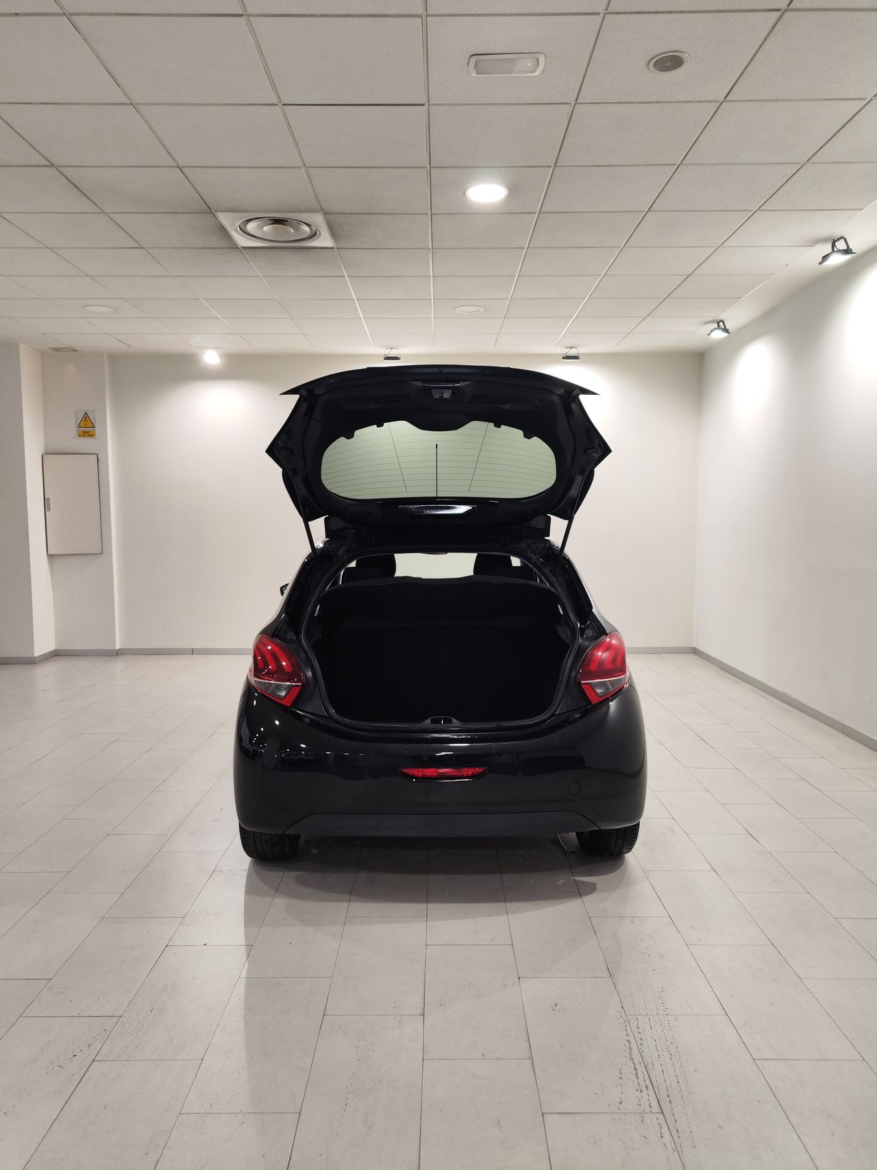 Foto Peugeot 208 12