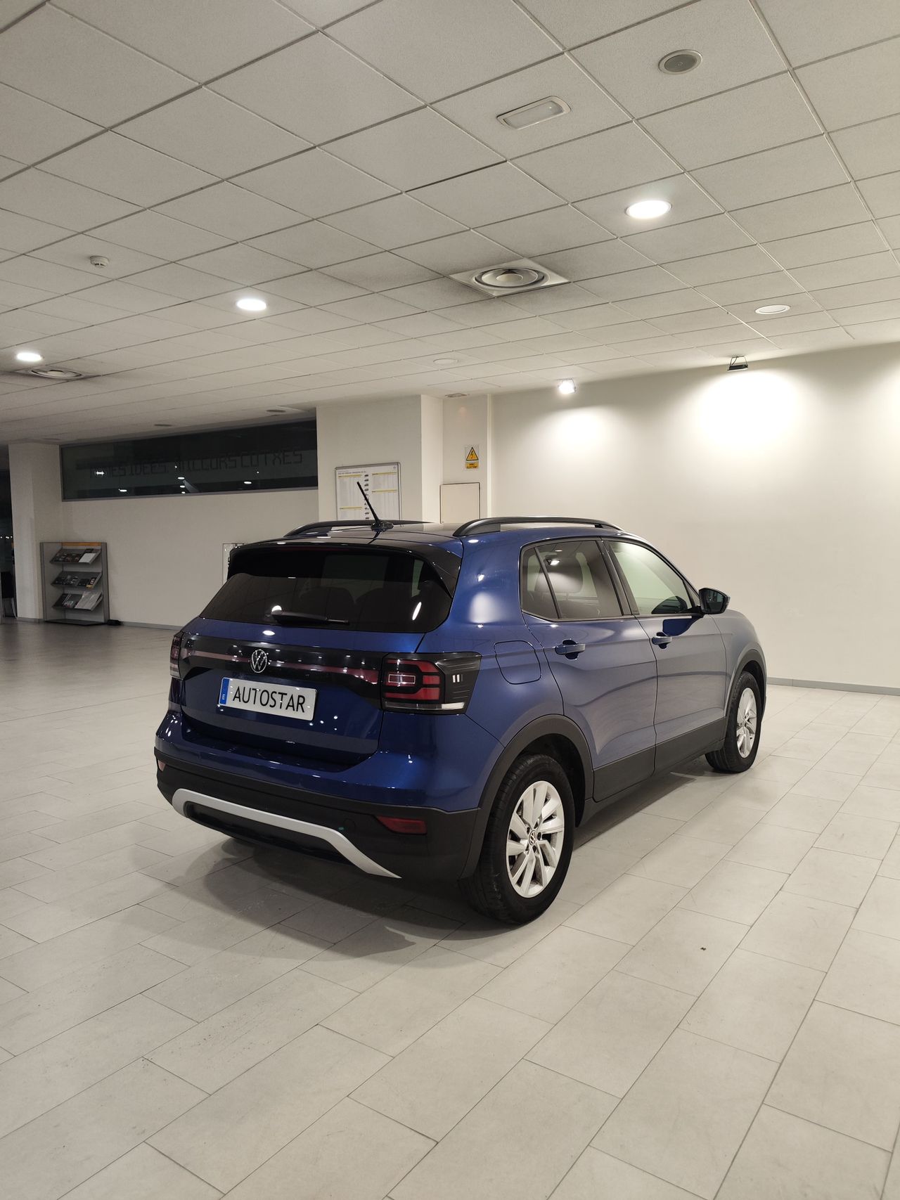 Foto Volkswagen T-Cross 16