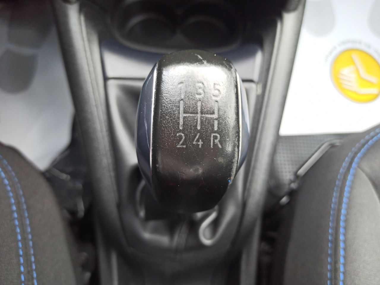 Foto Peugeot 208 17
