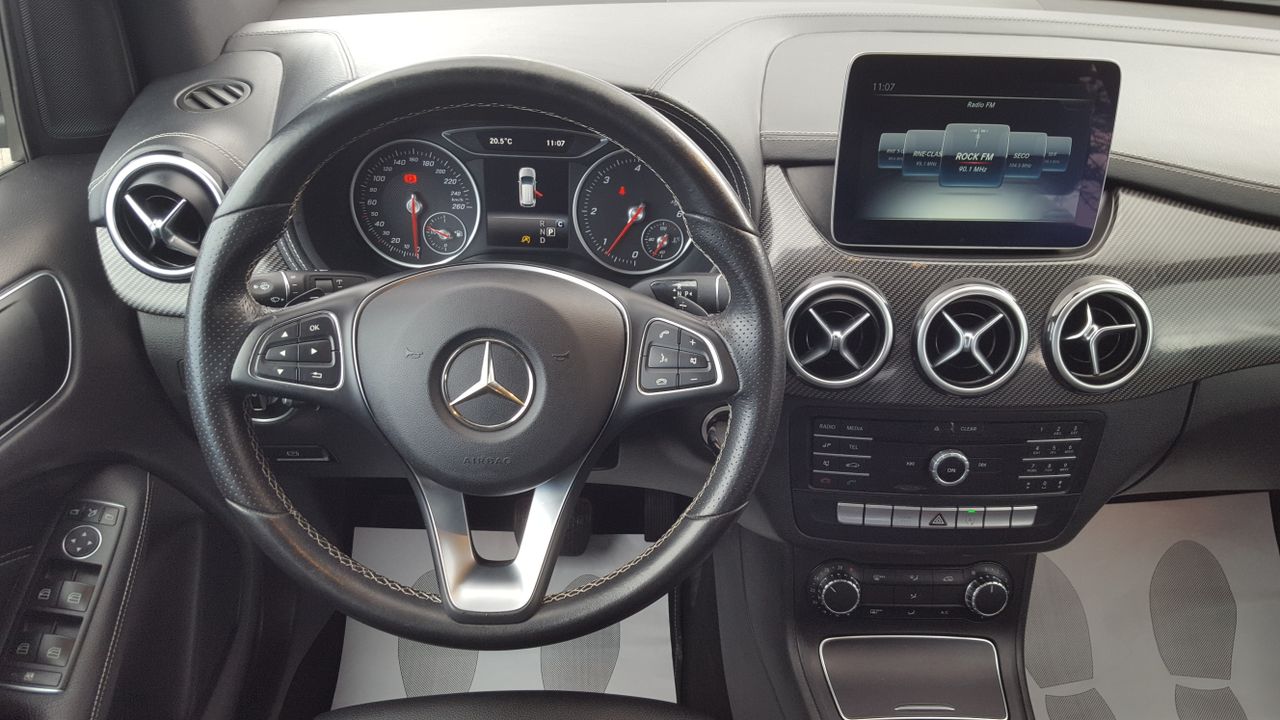 Foto Mercedes-Benz Clase B 7