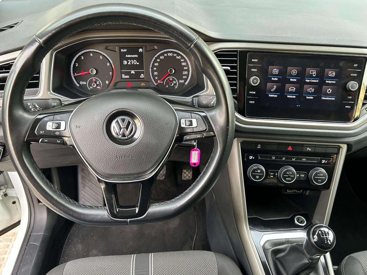 Foto Volkswagen T-Roc 12