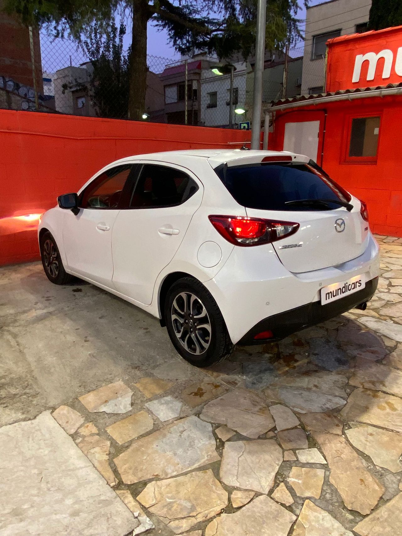 Foto Mazda Mazda2 7