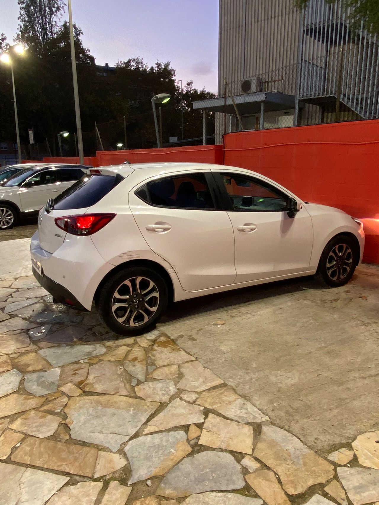 Foto Mazda Mazda2 11