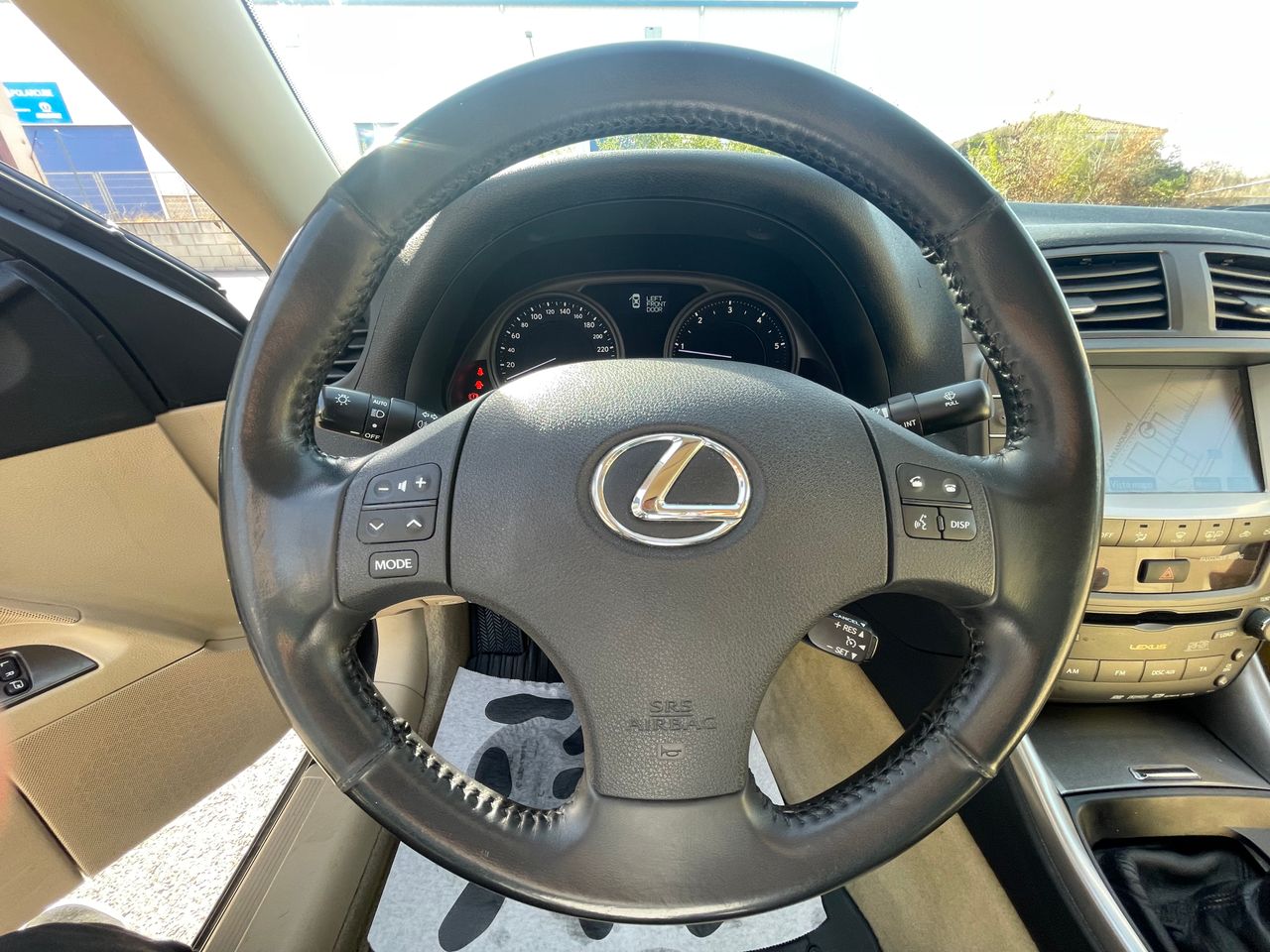 Foto Lexus IS 8