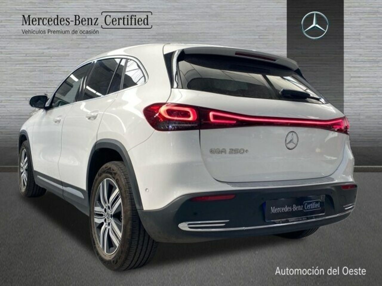 Foto Mercedes-Benz EQA 4