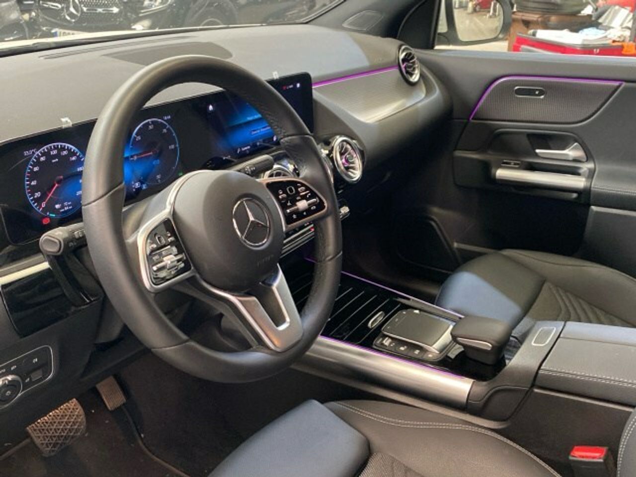 Foto Mercedes-Benz EQA 6