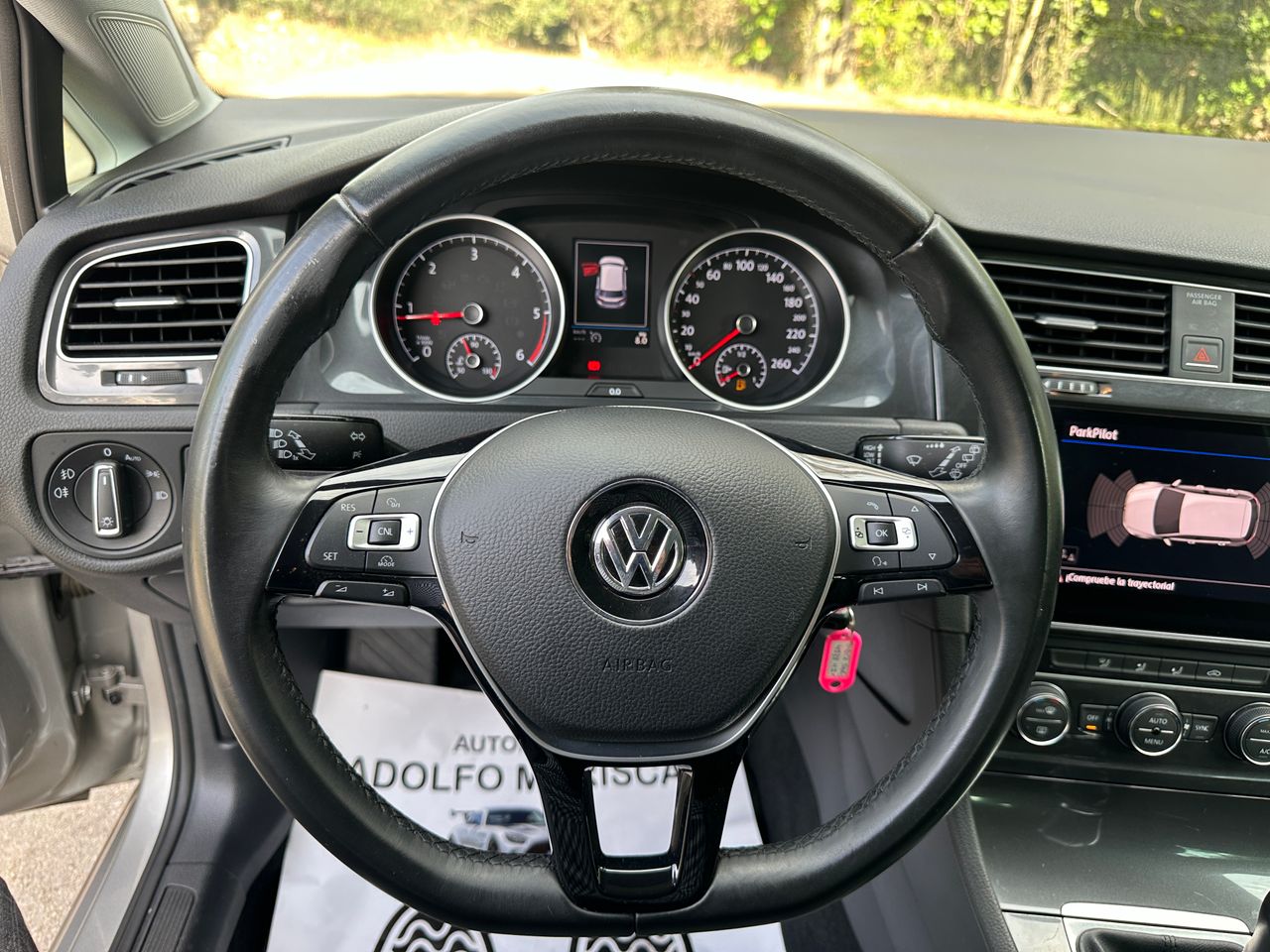 Foto Volkswagen Golf 28