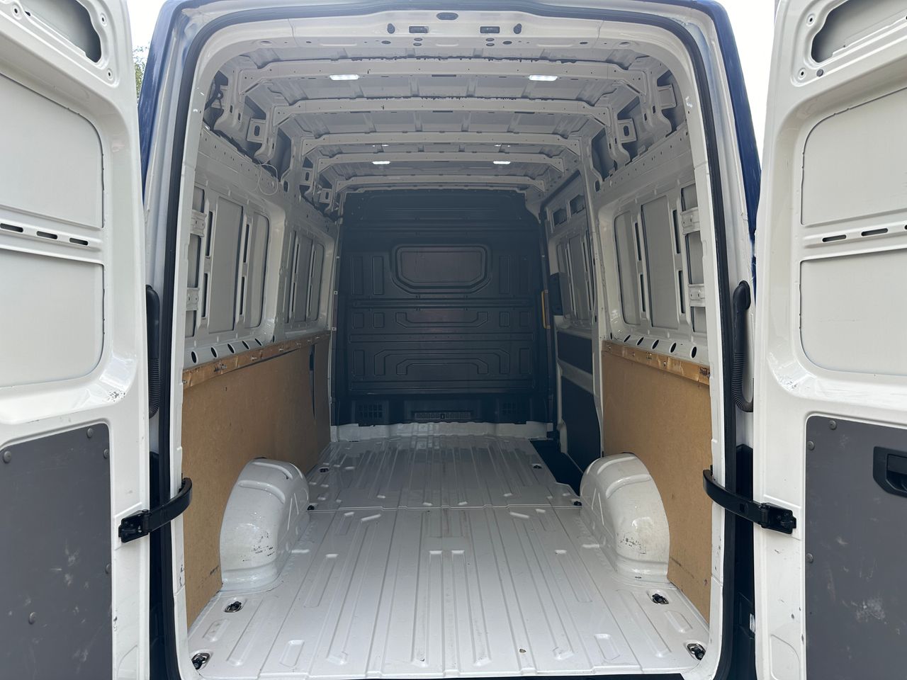 Foto Volkswagen Crafter 18