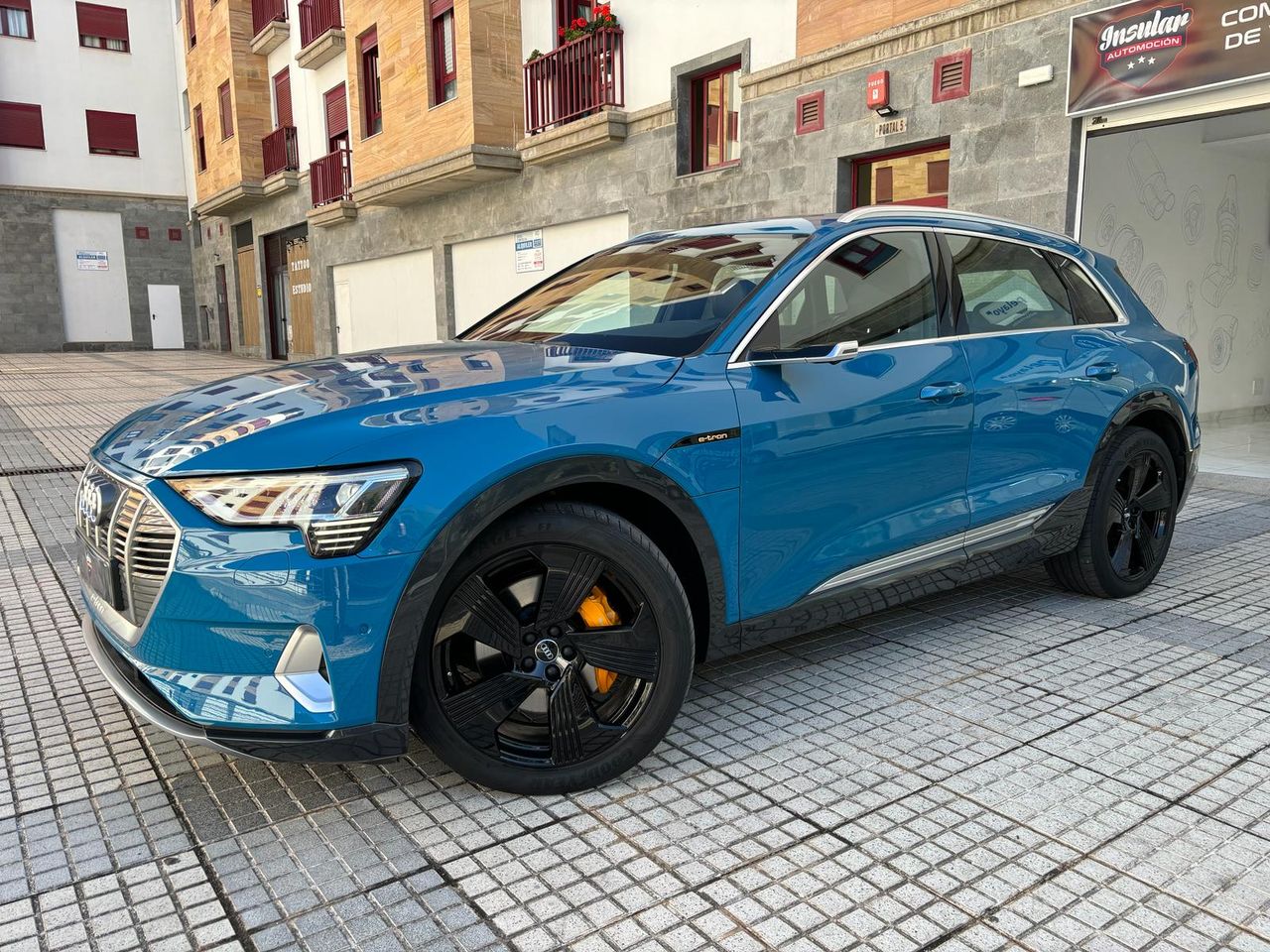 Foto Audi E-tron 7