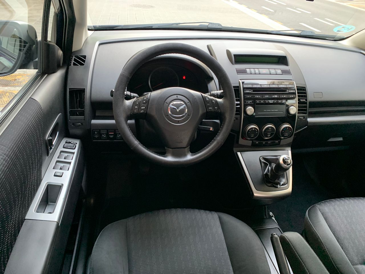 Foto Mazda Mazda5 11