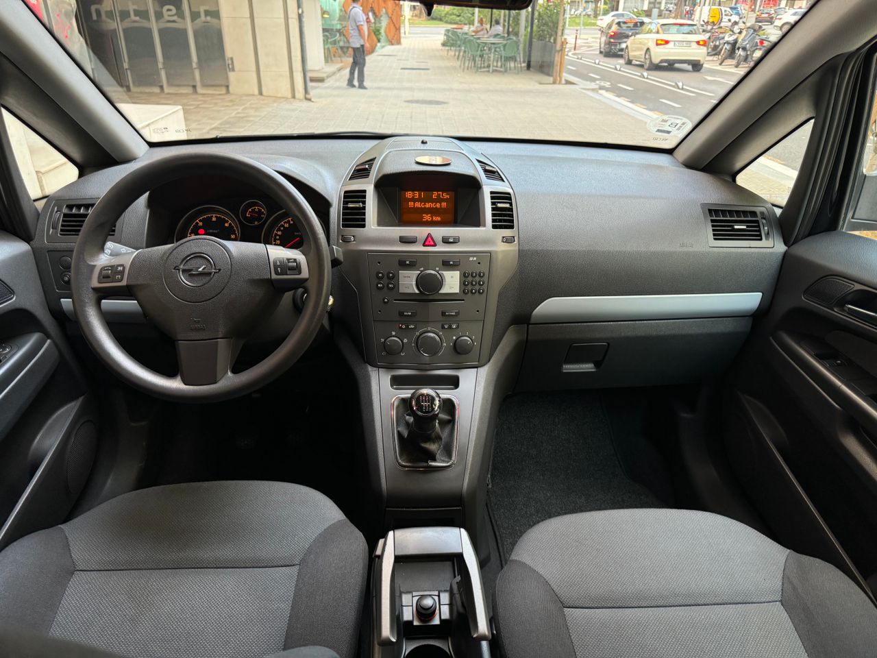 Foto Opel Zafira 17