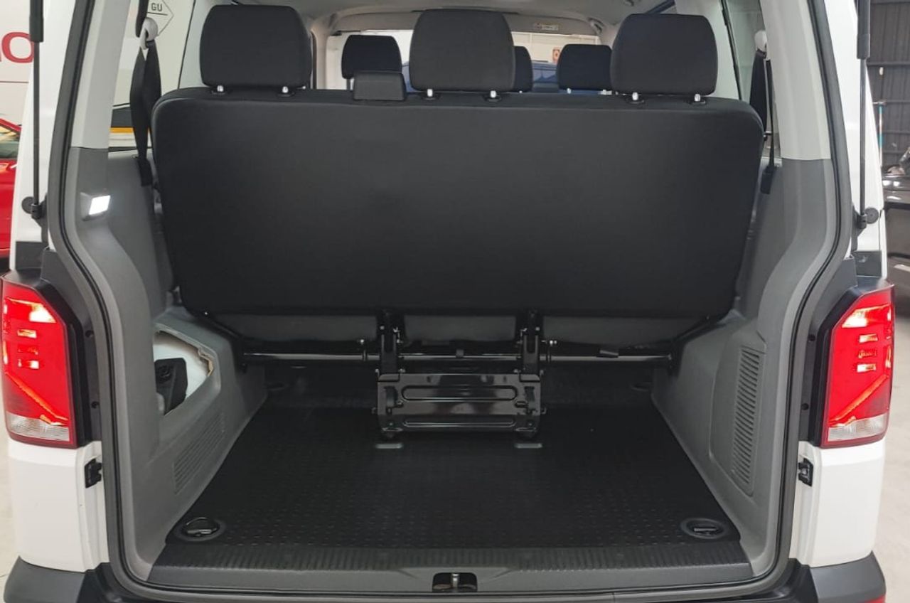 Foto Volkswagen Caravelle 14