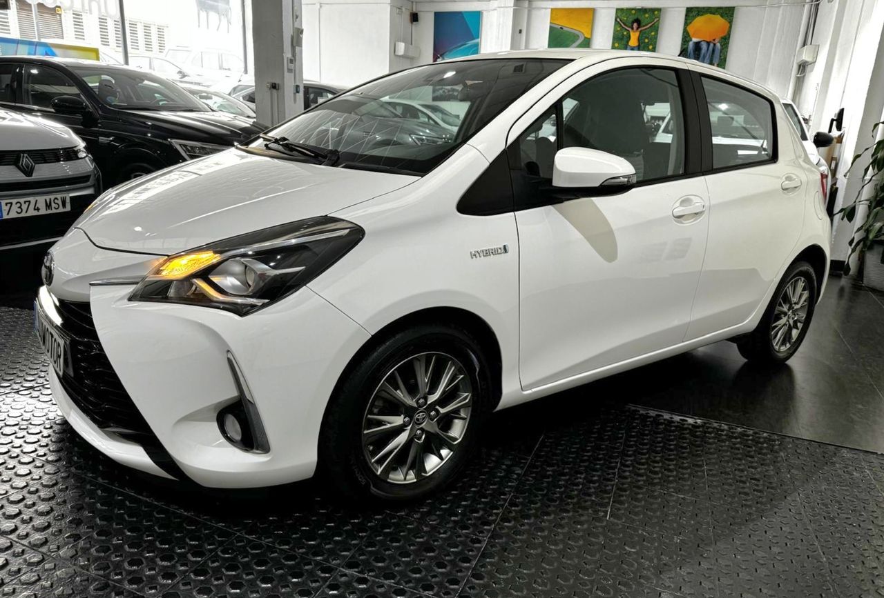 Foto Toyota Yaris 1