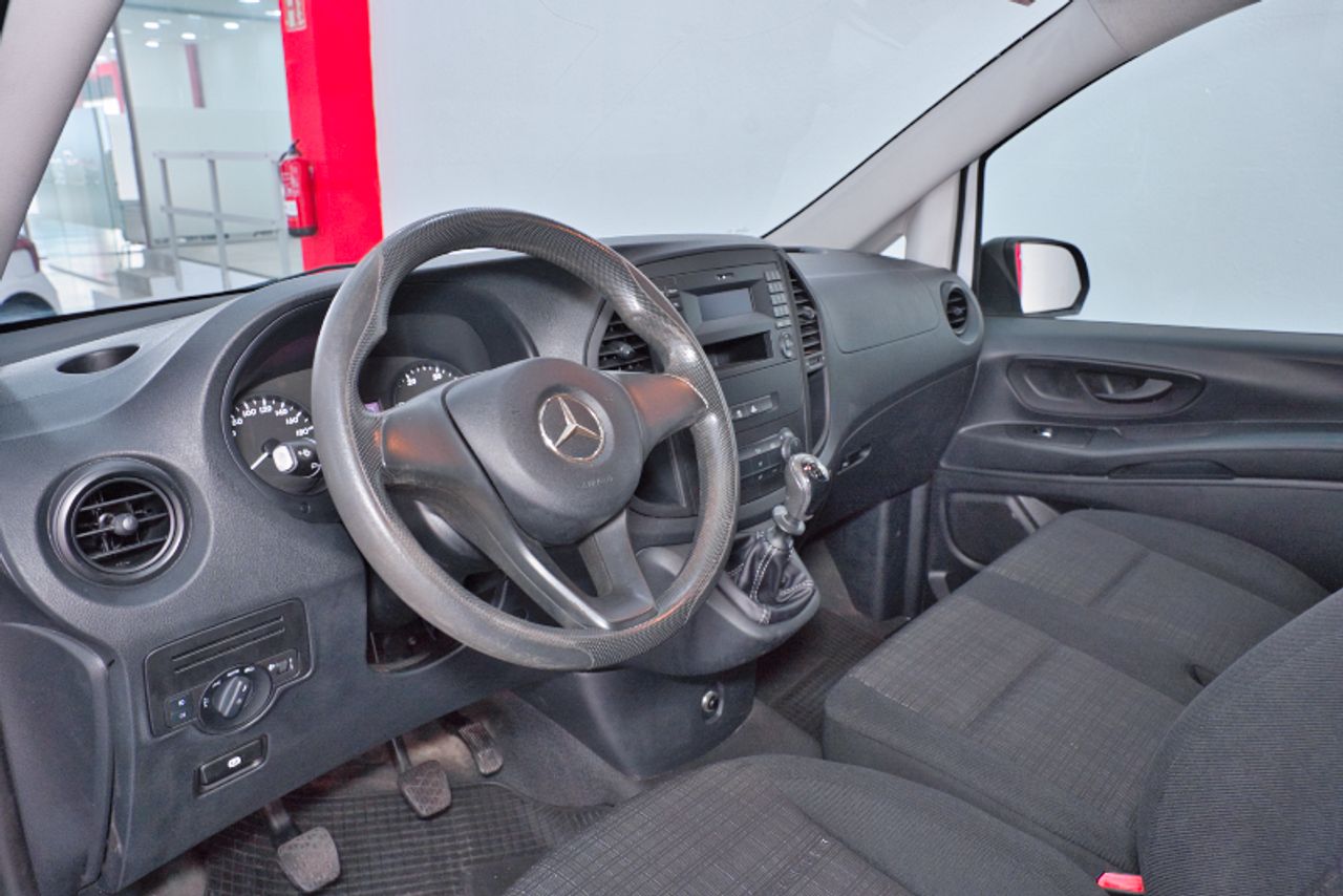 Foto Mercedes-Benz Vito 4