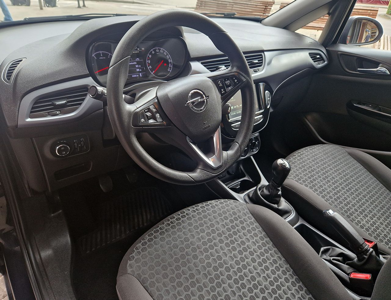 Foto Opel Corsa 12