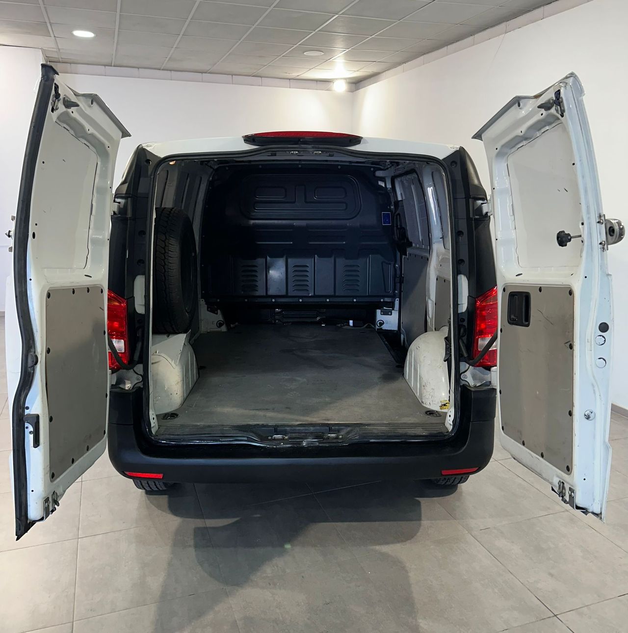 Foto Mercedes-Benz Vito 8