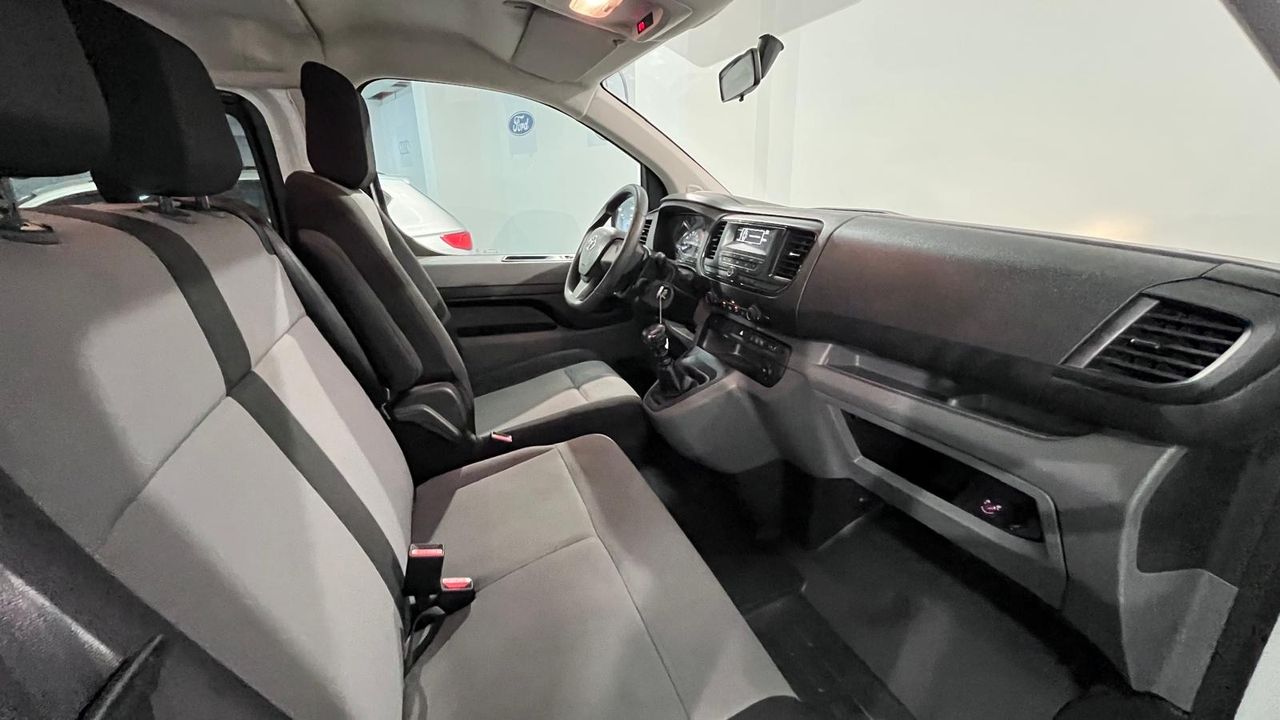 Foto Toyota Proace Verso 13