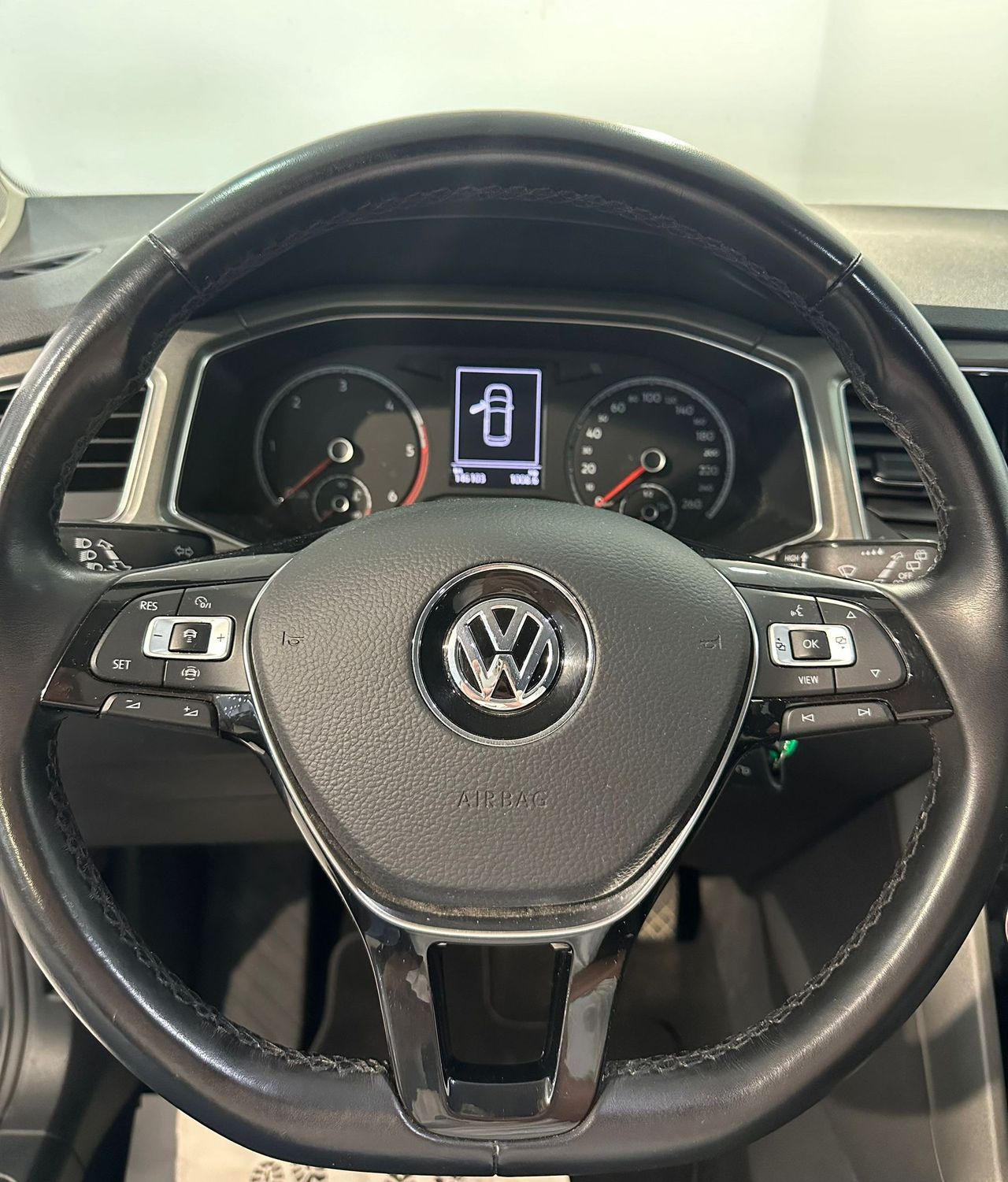 Foto Volkswagen T-Roc 8