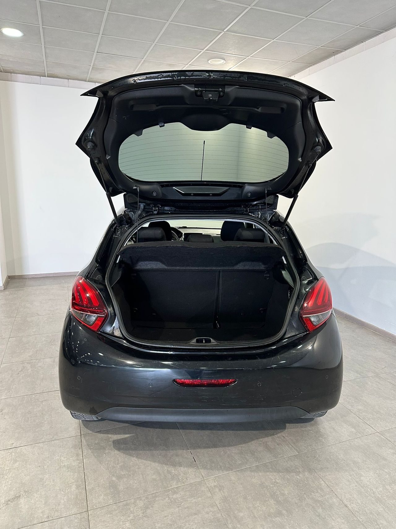 Foto Peugeot 208 9