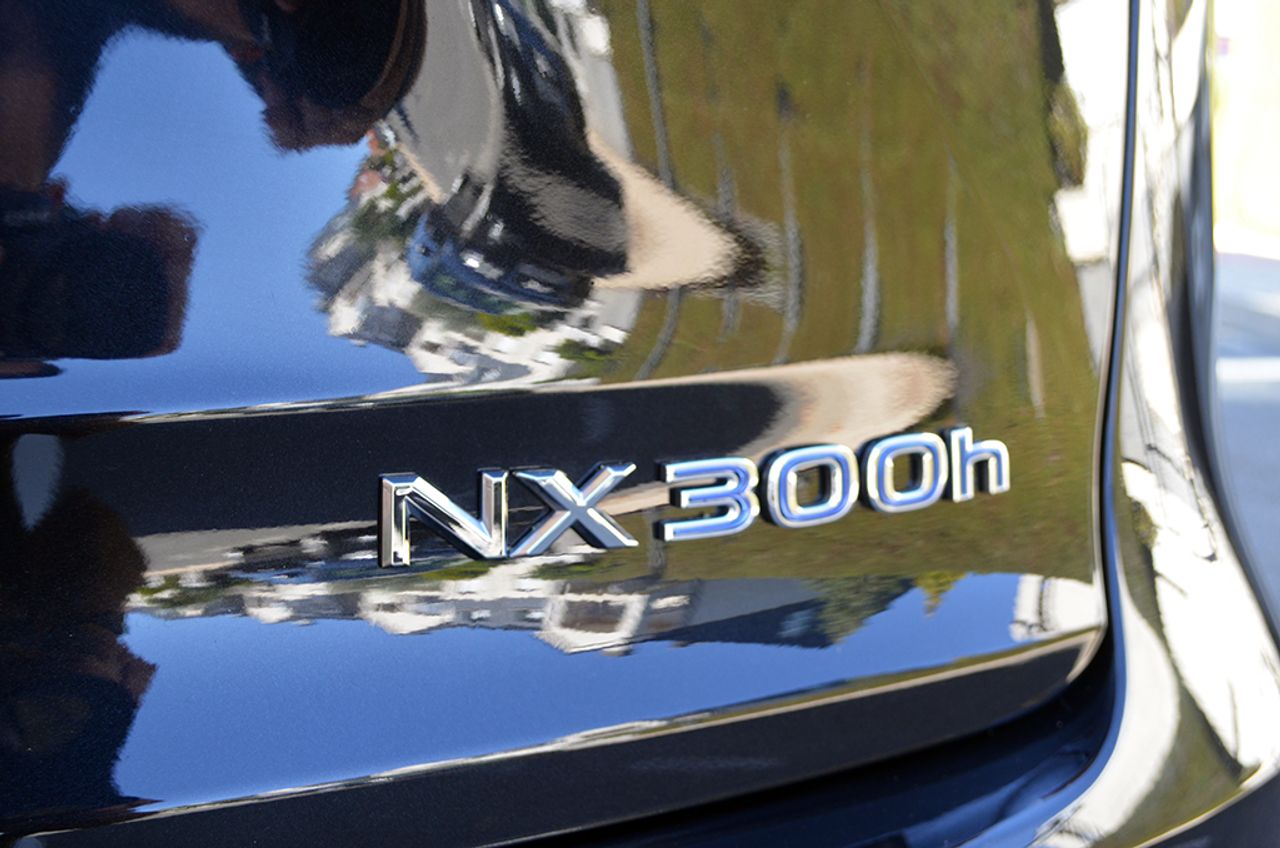 Foto Lexus NX 60