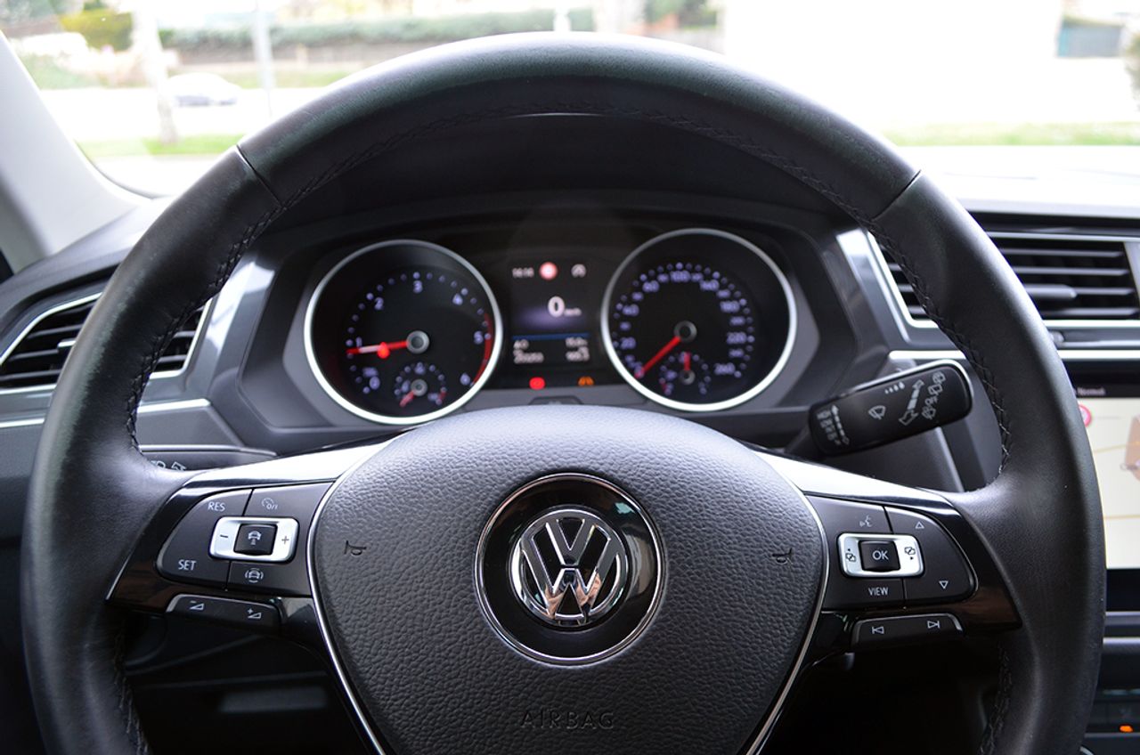 Foto Volkswagen Tiguan 16
