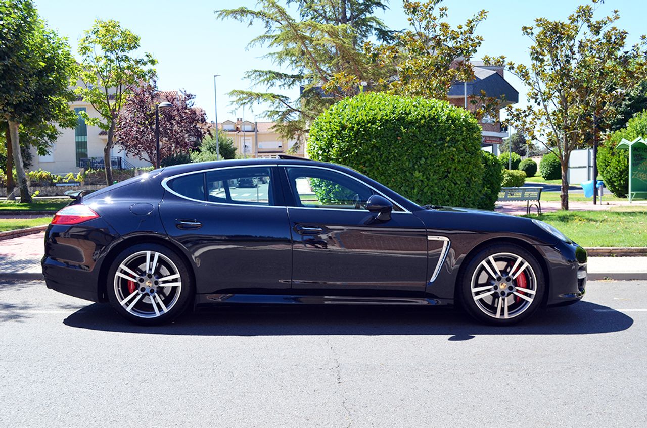 Foto Porsche Panamera 4